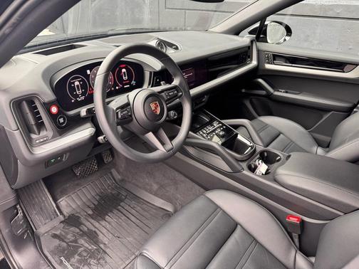 2025 Porsche Cayenne Cayenne