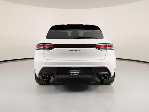 2026 Porsche Macan S