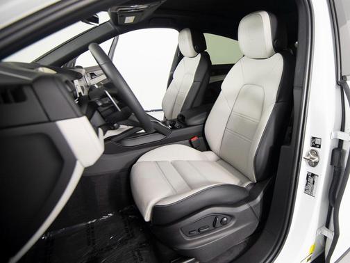 2026 Porsche Cayenne Cayenne E-Hybrid