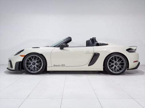 2024 Porsche 718 Spyder RS