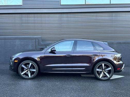 2024 Porsche Macan S