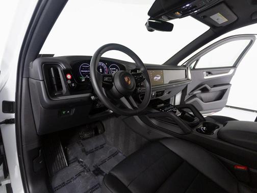 2025 Porsche Cayenne Cayenne
