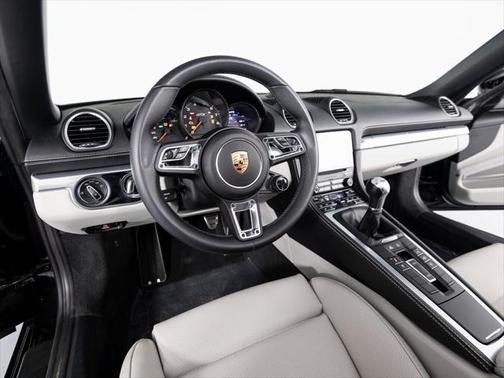 2024 Porsche 718 Boxster GTS 4.0