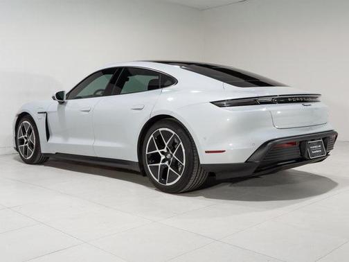 2025 Porsche Taycan Base