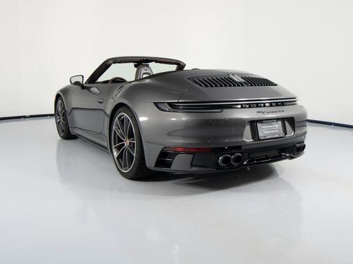 2023 Porsche 911 Carrera 4S Cabriolet