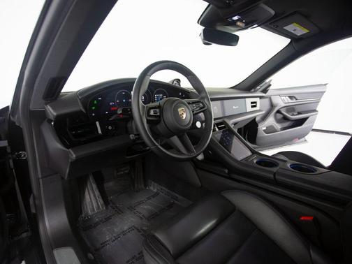 2023 Porsche Taycan 4S
