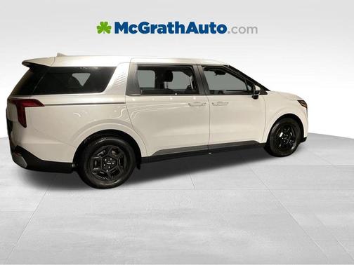 Snow White Pearl 2026 Kia Carnival LXS