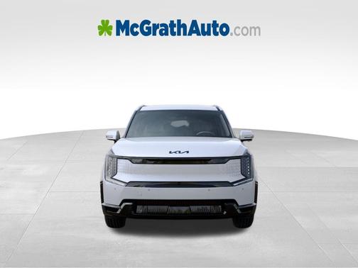 Glacial White Pearl 2026 Kia EV9 Land