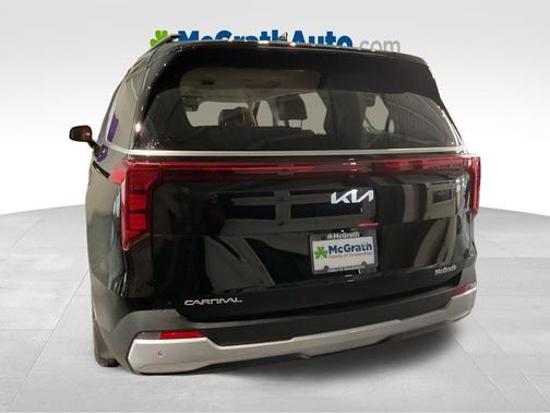 Aurora Black Pearl 2026 Kia Carnival EX