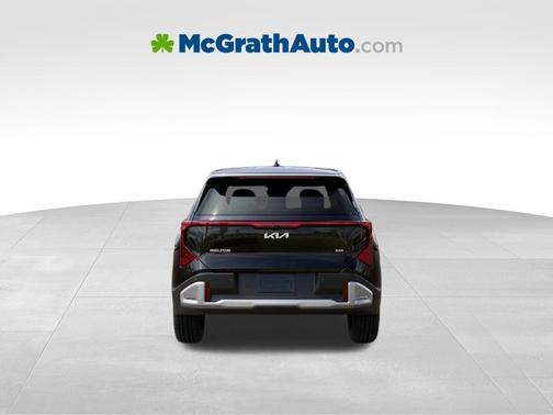Aurora Black Pearl 2027 Kia Seltos S