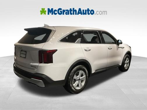 Glacial White Pearl 2026 Kia Sorento LX