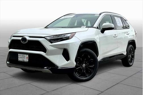 2022 Toyota RAV4 Hybrid SE