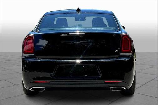 2019 Chrysler 300 S