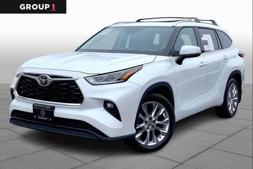 Wind Chill Pearl 2023 Toyota Highlander Limited
