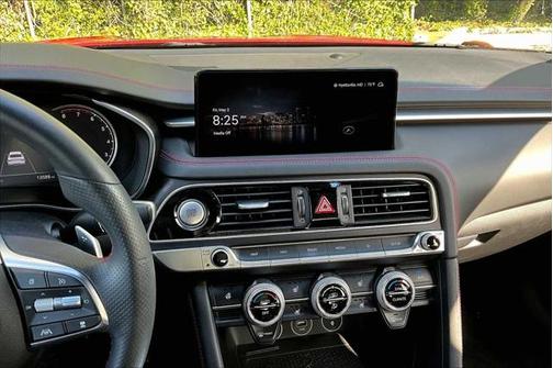 2022 Genesis G70 3.3T RWD