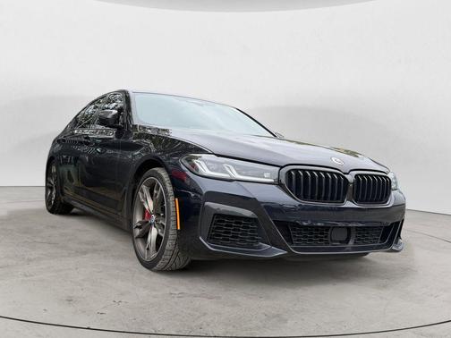 Carbon Black Metallic 2023 BMW M550 i Xdrive