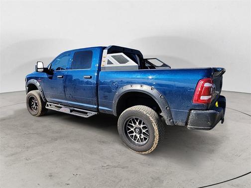 2024 RAM 3500 Tradesman Crew Cab 4x4 6'4' Box