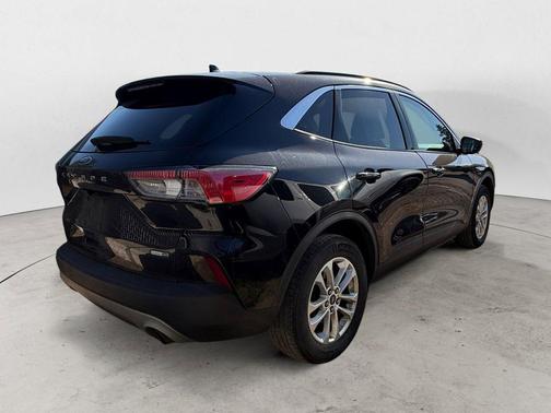 Agate Black Metallic 2020 Ford Escape SE
