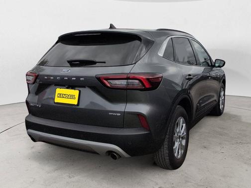 Carbonized Gray Metallic 2023 Ford Escape Active
