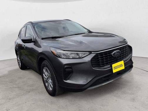 Carbonized Gray Metallic 2023 Ford Escape Active