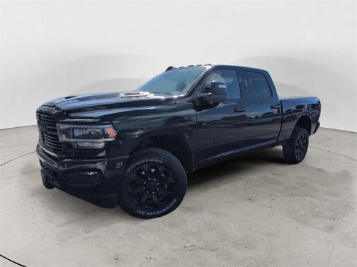 2023 RAM 2500 Laramie Crew Cab 4x4 6'4' Box