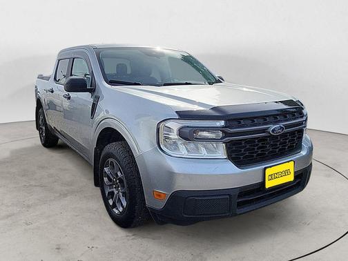 Iconic Silver Metallic 2023 Ford Maverick XLT