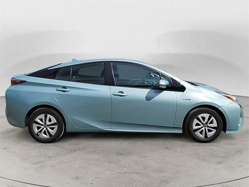2018 Toyota Prius Four