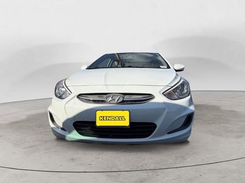 Century White 2016 Hyundai Accent SE
