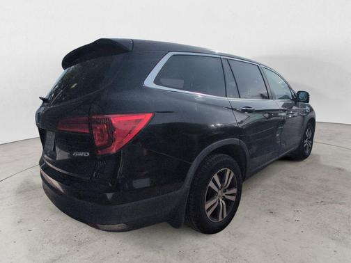 Black 2017 Honda Pilot EX-L