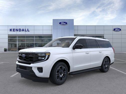 Star White Metallic Tri-Coat 2026 Ford Expedition Max Active 4x4
