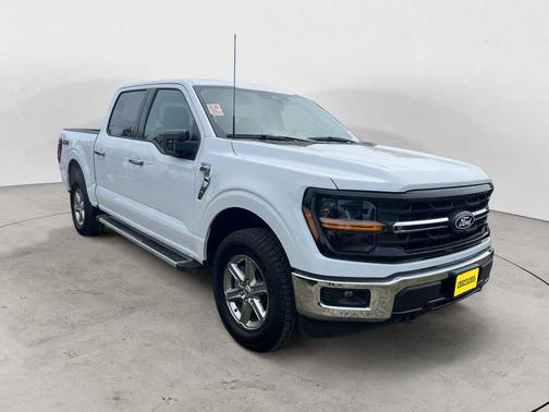 Oxford White 2025 Ford F-150 XLT