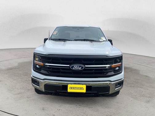 Oxford White 2025 Ford F-150 XLT