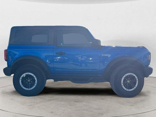 Velocity Blue Metallic 2024 Ford Bronco Big Bend