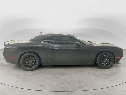 2015 Dodge Challenger SRT 392