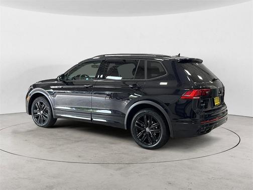 2022 Volkswagen Tiguan 2.0T SE R-Line Black 4MOTION