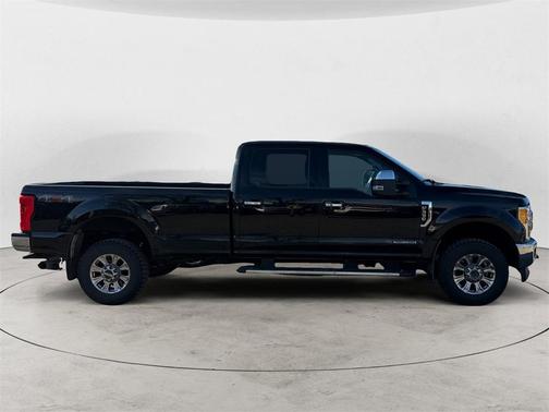 2017 Ford F-350 Lariat