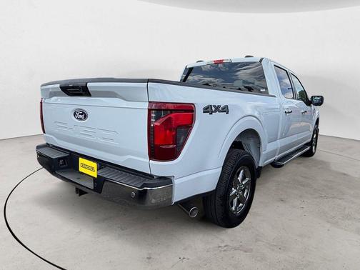 Oxford White 2024 Ford F-150 XLT