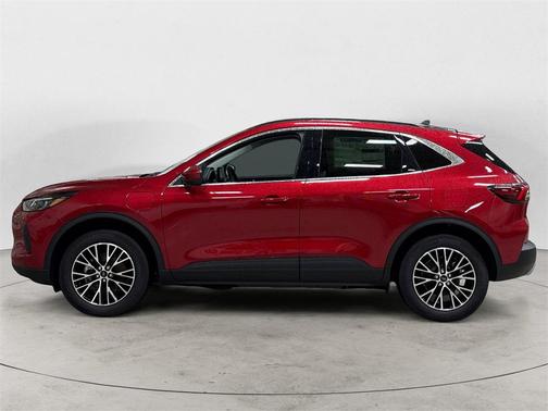 2025 Ford Escape PHEV SE