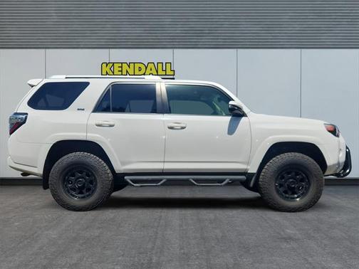 2017 Toyota 4Runner SR5 Premium