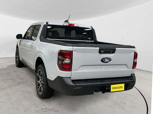 Space White Metallic 2026 Ford Maverick Lariat