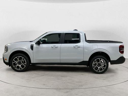 Space White Metallic 2026 Ford Maverick Lariat