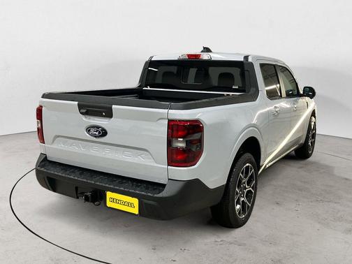 Space White Metallic 2026 Ford Maverick Lariat