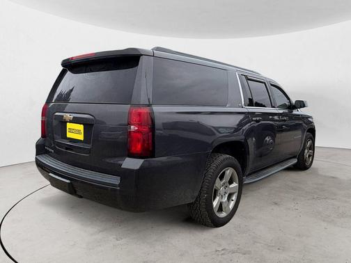 2016 Chevrolet Suburban LT