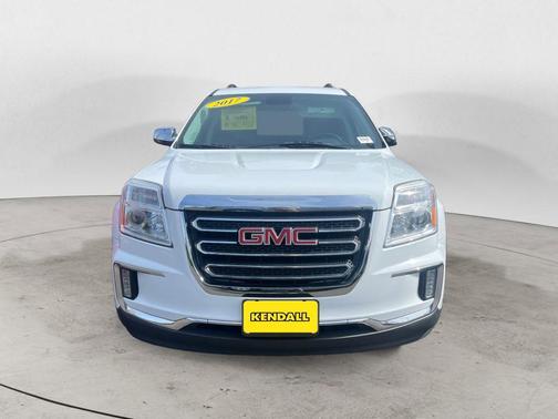 Summit White 2017 GMC Terrain SLT