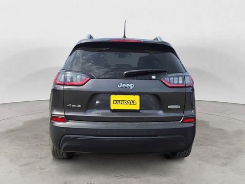 Granite Crystal Metallic Clearcoat 2019 Jeep Cherokee Latitude Plus