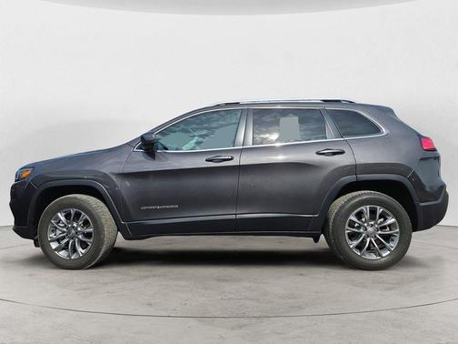 Granite Crystal Metallic Clearcoat 2019 Jeep Cherokee Latitude Plus