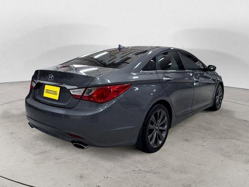 Harbor Gray Metallic 2011 Hyundai SONATA SE