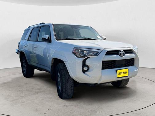 White 2022 Toyota 4Runner SR5 Premium