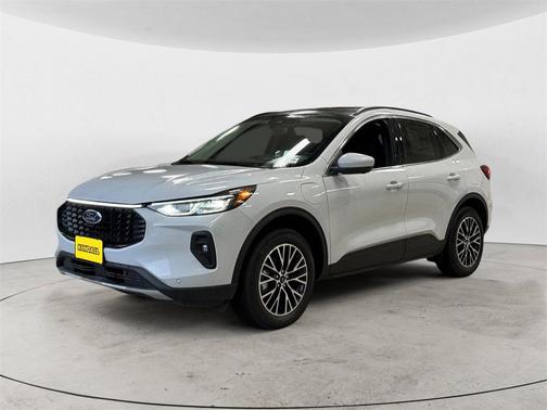 2025 Ford Escape PHEV SE