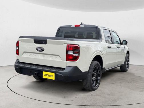 Desert Sand 2025 Ford Maverick XLT